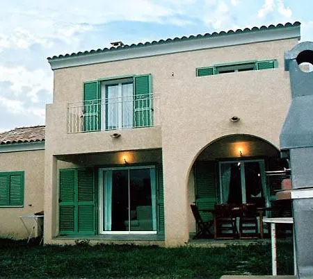 Villas E Guadelle *