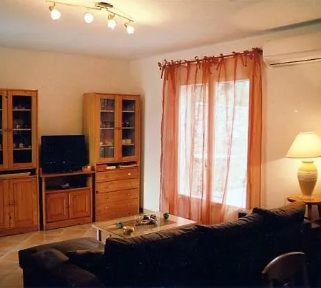 בית נופש Villas E Guadelle סן פלורן